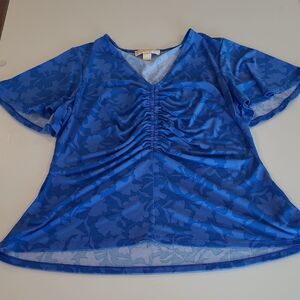 EUC MICHEAL Micheal Kors Blue Floral Print V-neck Flutter Sleeved Blouse